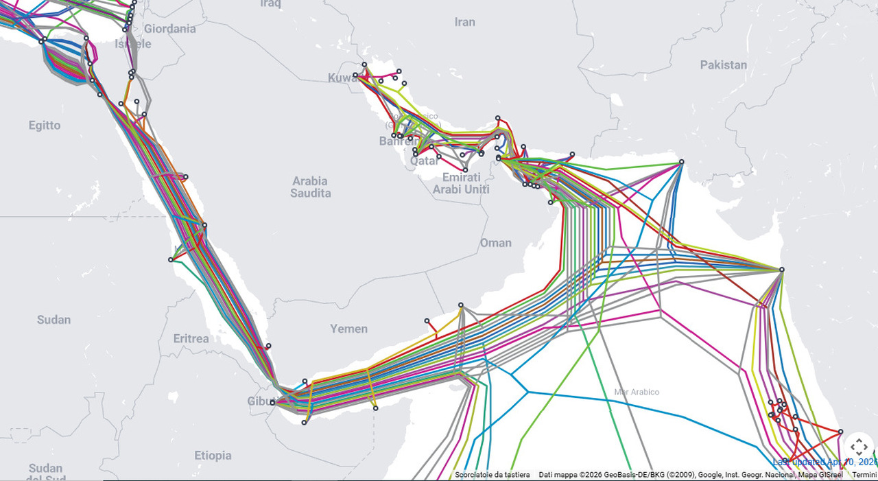 Iran minaccia i cavi sottomarini dello Stretto di Hormuz: a rischio internet globale e sistema bancario