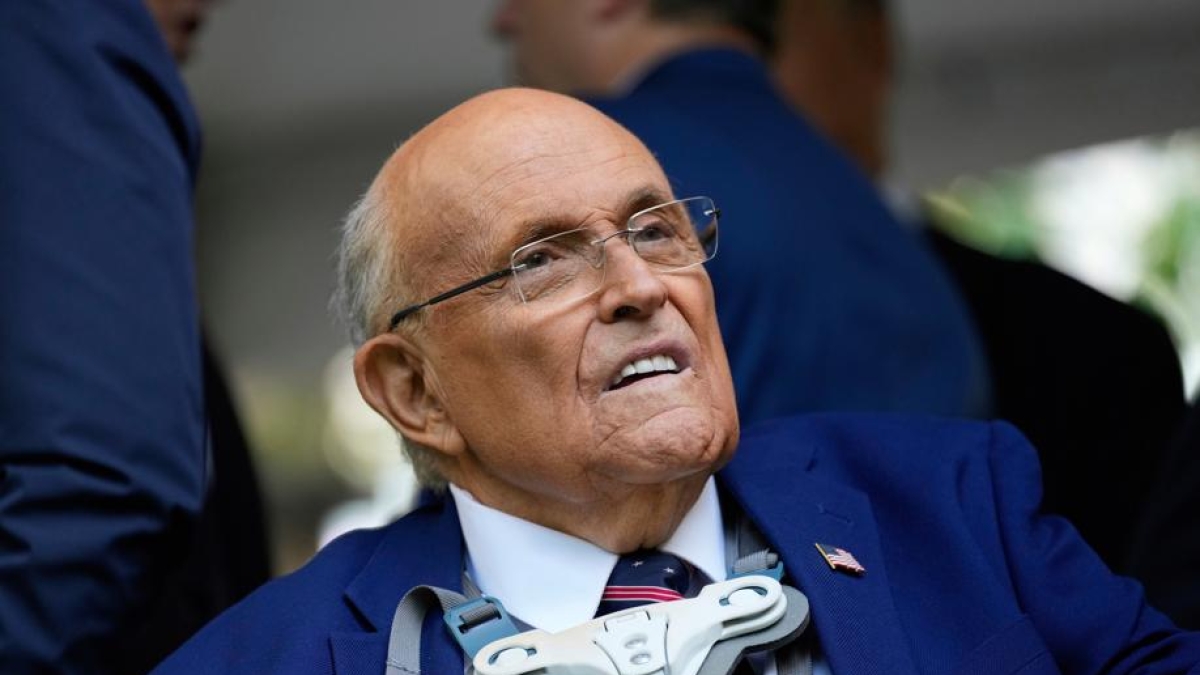Rudy Giuliani ricoverato in Florida: condizioni critiche ma stabili