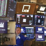 Mercati in festa per la pace USA-Iran: Milano vola a 49.696 punti, Wall Street segna nuovi record