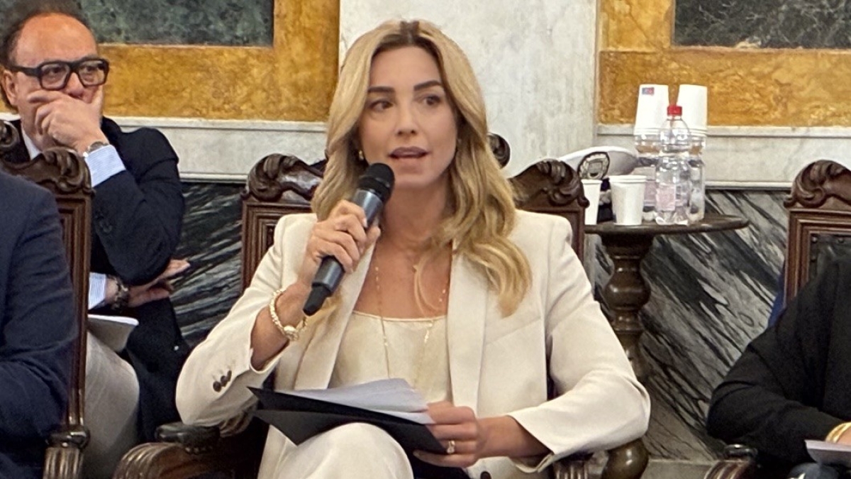 Silvia Salis: "Resto sindaca di Genova per l'intero mandato" — bilancio di un anno e critiche al governo sui rimpatri