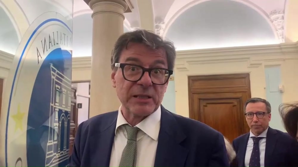 Difesa e bilancio: Giorgetti annuncia per settembre la decisione sullo scostamento
