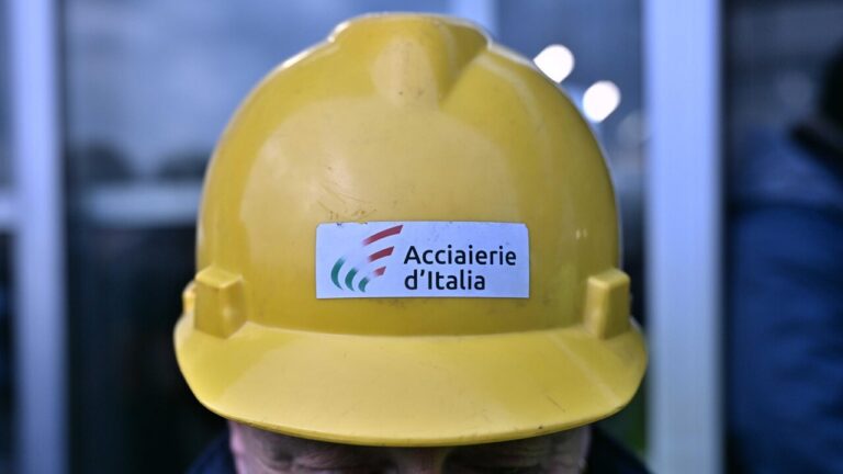 Jindal conferma l'interesse per l'ex Ilva di Taranto: nel piano anche un forno carbon free