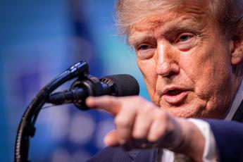 Gaza, Trump annuncia un accordo storico: il disarmo di Hamas apre la strada a un nuovo governo palestinese