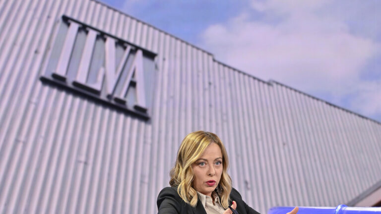 Ex Ilva: il governo prepara misure straordinarie per i lavoratori dell'indotto mentre si avvicina lo stop dell'area a caldo