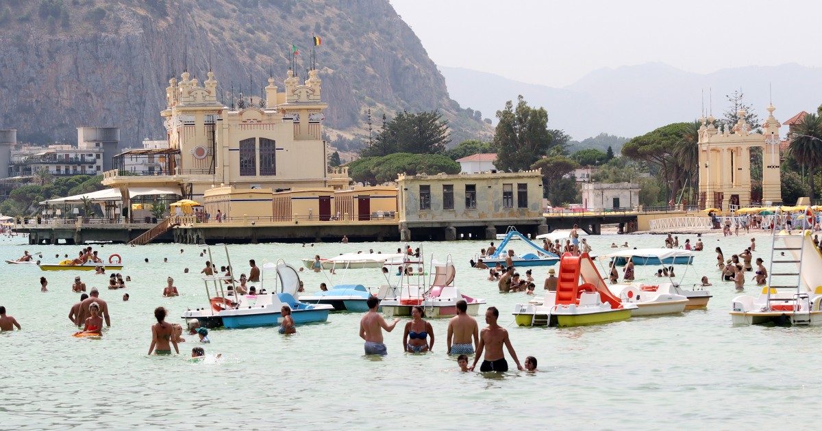 Sicilia, rimborso del 50% dell'Irpef per chi trasferisce la residenza dall'estero: il dossier completo sull'agevolazione
